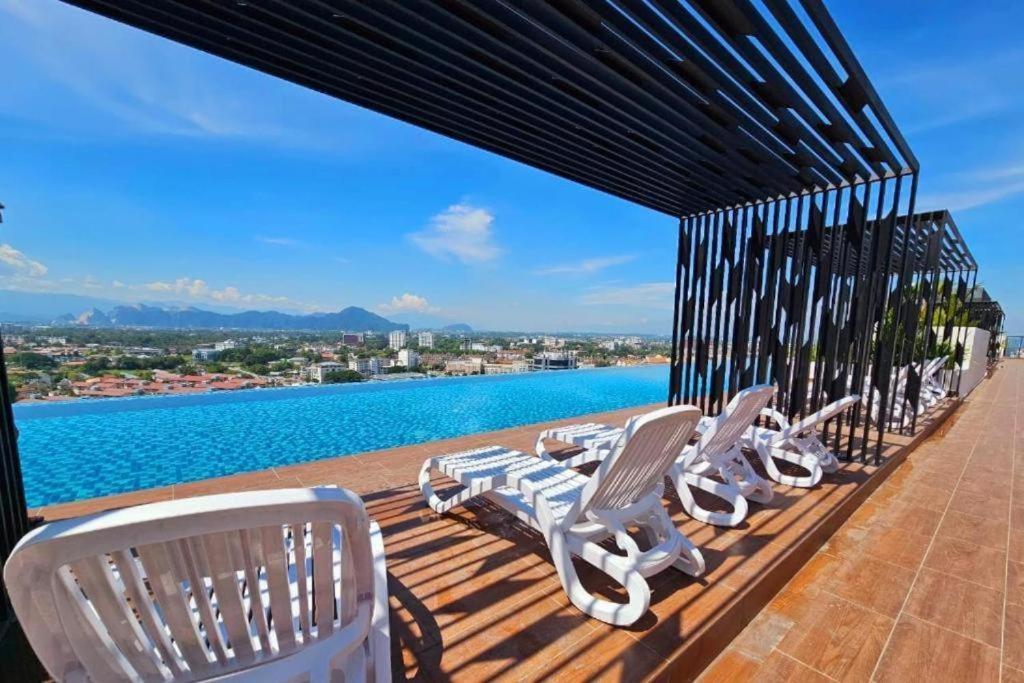 Jomstay - Horizon Suites Ipoh Town Skypool Kültér fotó